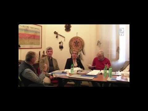 Viso e la schiena dolorante Hip sostituzione recensioni esclusive