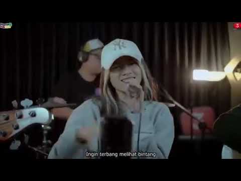 LINTING DAUN - SALSA BINTAN ft 3 PEMUDA BERBAHAYA