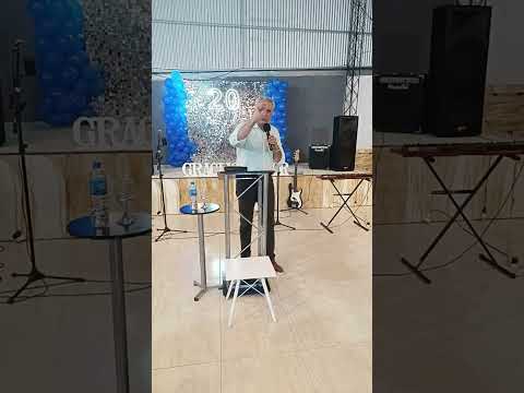 Momento destacado de transmisión en vivo. Pastor Pablo Alfieri.