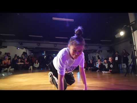 Judge solo Marlenita