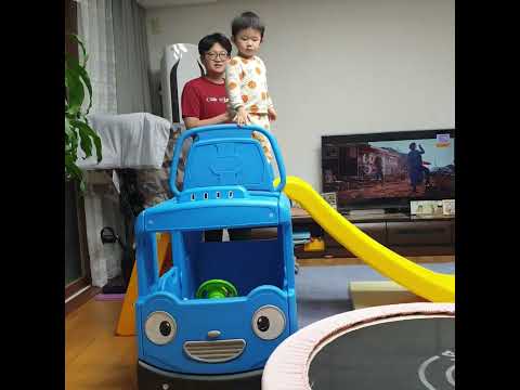 칭찬하니 계속타는 미끄럼틀 [D+705/23개월]