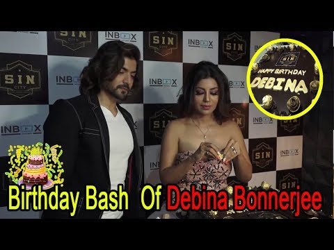 Gurmeet Choudhary Cake Cutting At  Birthday Bash Of Television Actress Debina Bonnerjee