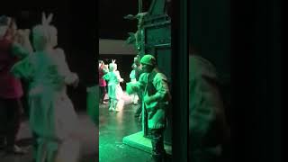 Colin Claytor - backstage Shrek! video