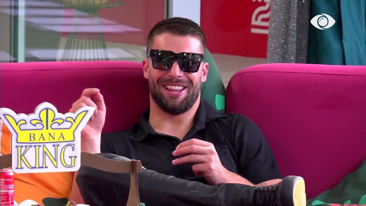 “Ti je aktorja më e madhe”/ Meritoni-Eglës: Je për tu duartrokitur