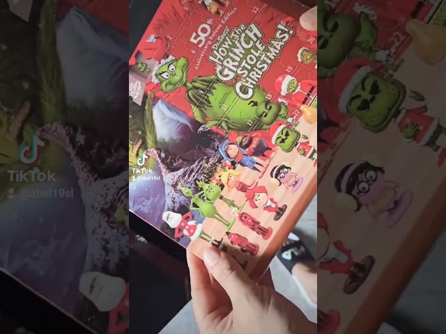 Vídeo relacionado con ROMANVIC Tatuajes de Navidad para Grinch, 10 hojas, luminosos para niños, calendario de Adviento, relleno de calcetines, pegatinas para fiestas de Navidad, calendario de Adviento, relleno para niños