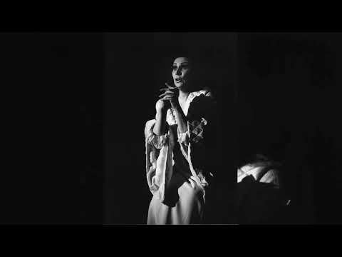 Margarita Voites in Act 3 of "La traviata"