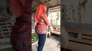 ibu ibu hijab goyang #jilbab #jilboobs #goyanghot 