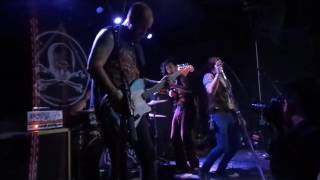 @Crobotband Live with  #HoldOnForDearLife at @saintvitusbar 9/19/16