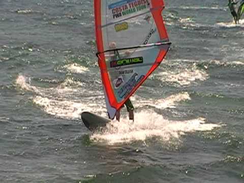 windsurfing freestyle.onehanded spock by Andy Chambers  K540