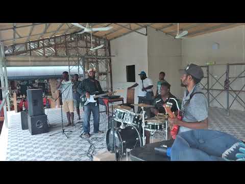 Karanas Cover XYZ Band Rabaul