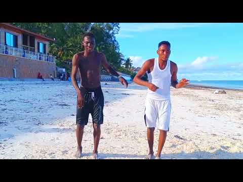 MUNI and MUTATI KREATIVES