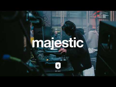 Charles Murdoch - Moment