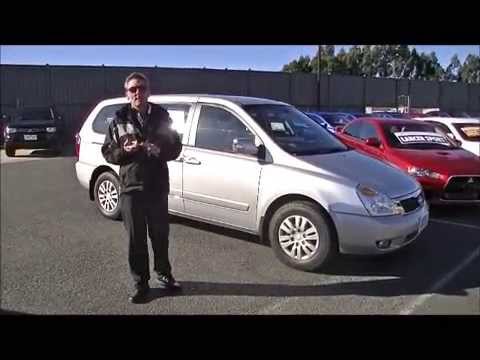 2012 Kia Grand Carnival   Berwick Mitsubishi B3676