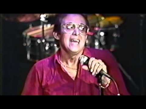 Hector Lavoe "Periodico De Ayer" Live/En Vivo 2