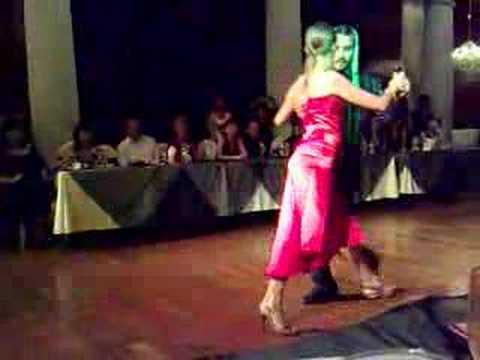  Andrea Misse  and  Javier Rodriguez  are  dancing  to  the  tango  "  Tanguera  "