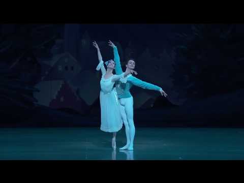 Renata Shakirova and David Zaleyev: Nutcracker Snow Pas de Deux