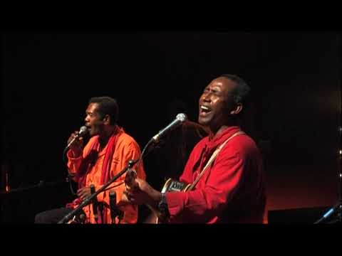 MOZAMBIKA Mahaleo Live @ Olympia