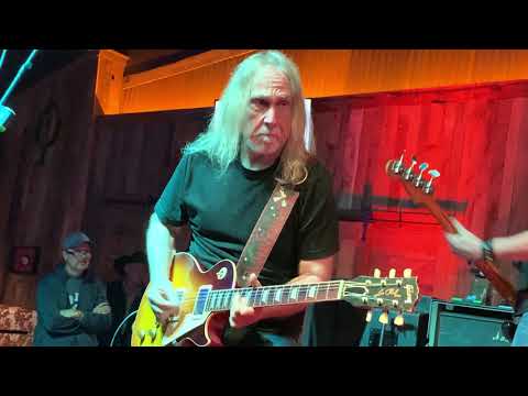 The Kentucky Headhunters