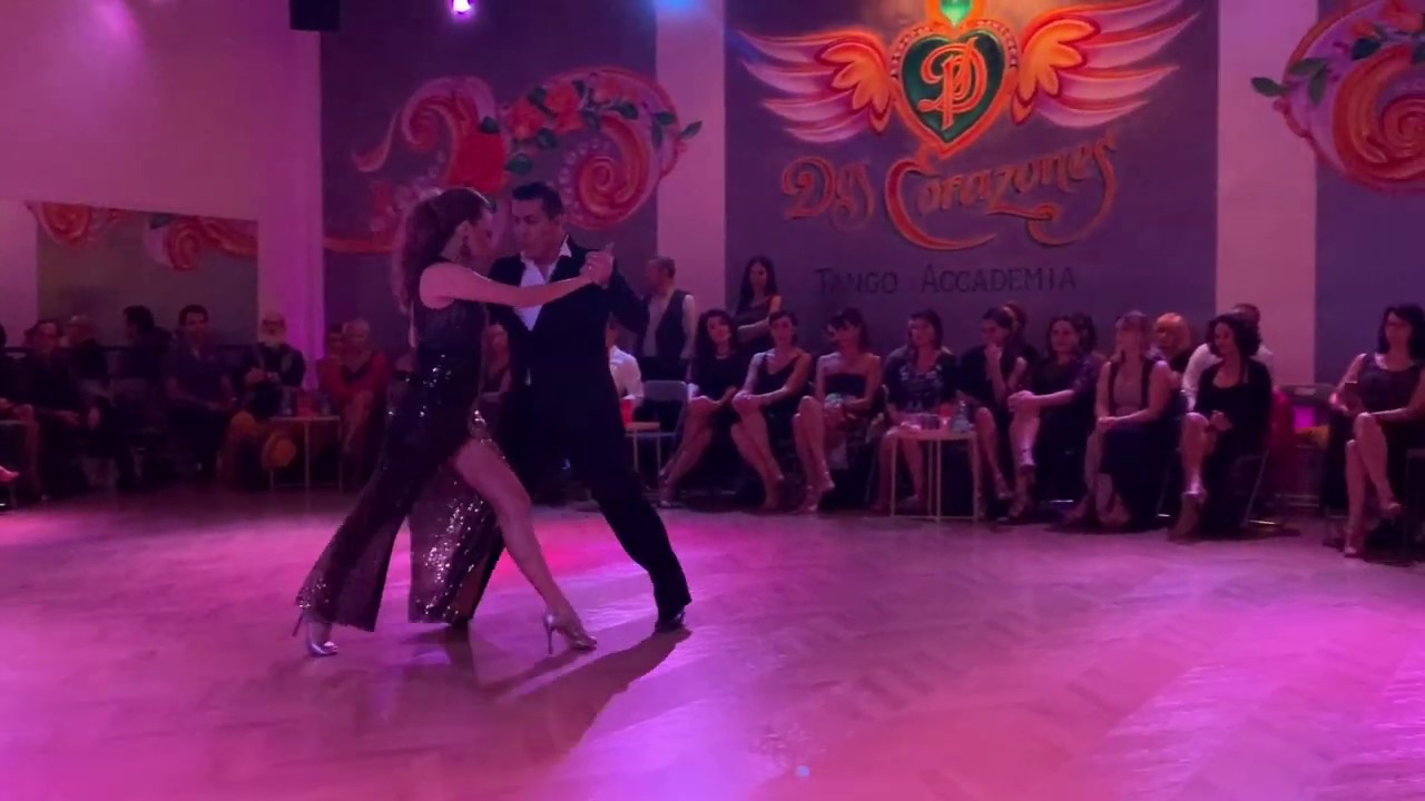 Mariana Casagrnade & Daniel Oviedo 1/4 - 2 Corazones Tango Accademia Rimini 15/11/2019