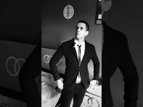 سلامك واصلنى عمرو دياب من ألبوم مكانك ️