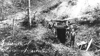 Bascom Lamar Lunsford - Mole in the Ground