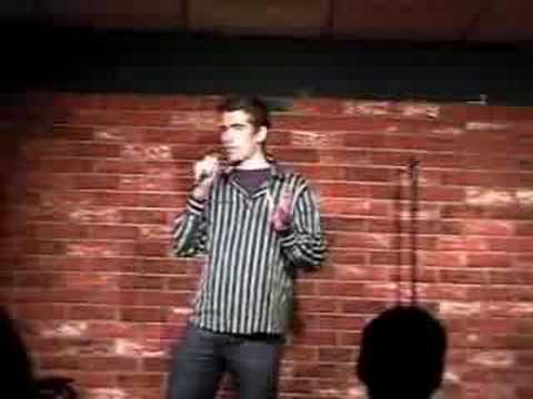 Icelandic comedian Rökkvi Vésteinsson wins YukYuk´s standup competition