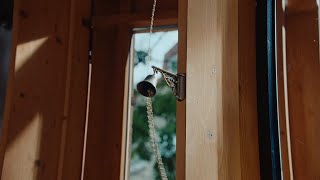 Command Make it merry, damage-free. Command� Brand.