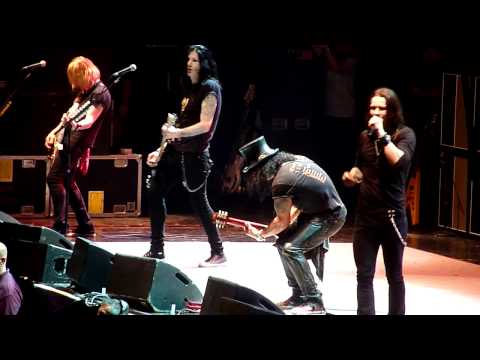 Slash - Promise (Live Zénith, Paris France - 12/07/2011)