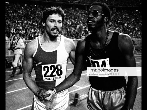 Edwin Moses  vs  Harald  Smichd  400m  Hurdles  ( 47.37  400m  Weltklasse Zurich  1983 )
