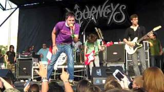 FOREVER THE SICKEST KIDS "PHONE CALL" @ JOURNEY'S BACKYARD BBQ BASH FRISCO TX 5/15/10