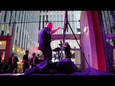 Live 10 minute conference painting