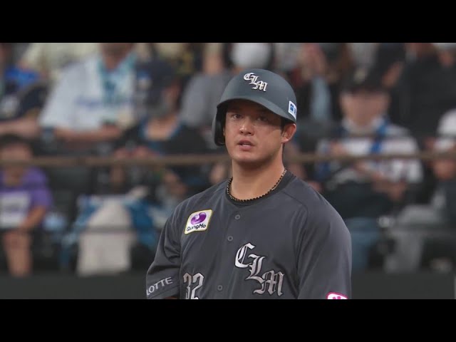 【4回表】女房役がチームを勢いづける!! マリーンズ・佐藤都志也 先制の2点タイムリー!! 2024年8月13日 北海道日本ハムファイターズ 対 千葉ロッテマリーンズ