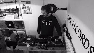 Sihl Records In-Store Session w./ Parco Palaz