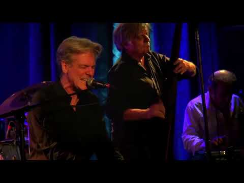 Don Walker - Tommy Hanlon's Motor Home (Live at the Sooki Lounge - Official Music Video)