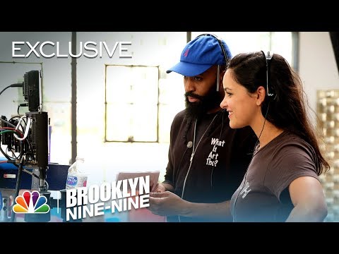 Melissa Fumero Talks Directing - Brooklyn Nine-Nine (Digital Exclusive)