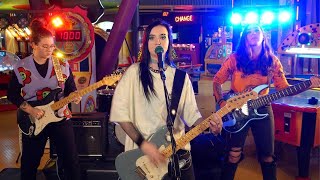 Wendy Moore - Idk (I Don't Know) How To Be Fun video