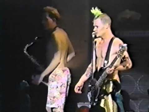 Red Hot Chili Peppers - Standing On The Verge Of Getting It On [Live, Club Citta - Japan, 1990]