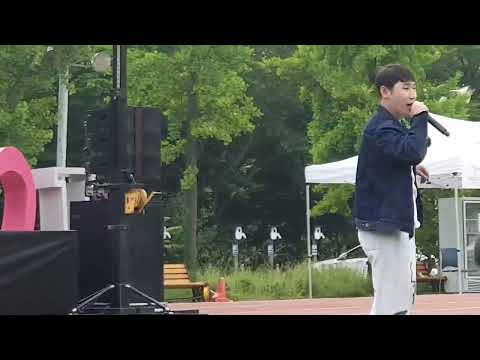 학교 축제 노래자랑1 - 메카1학년 과대표 김희문(2등수상)