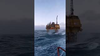 Download lagu Dubai offshore Reg work petroleum and Gas #foryou #dubai#offshore_oil_rigs mp3