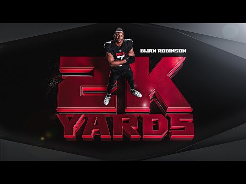 Bijan Robinson hits over 2000 scrimmage yards in 2025 | Highlights