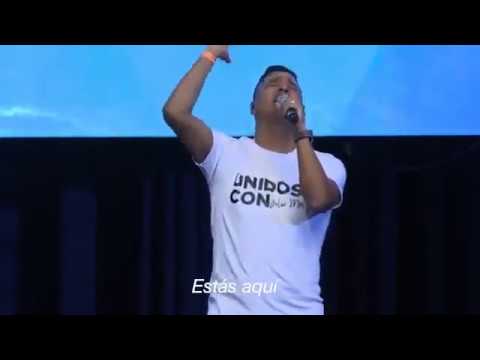 Estas Aquí video