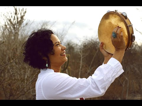 A CIGARRA | Elza Soares e Letícia Sabatella