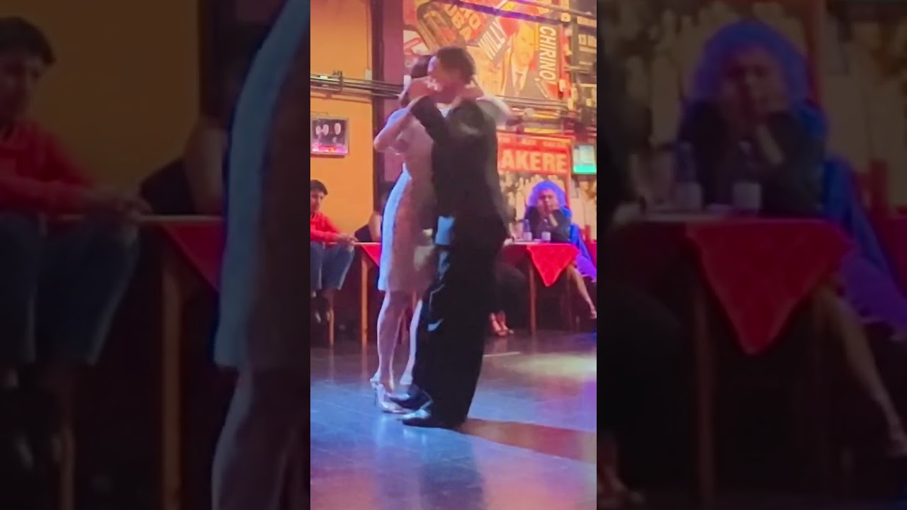 Tango. Musicality. Gustavo Rosas. Demo con Rebecca en Caro Tango.Abril 2025.Bs As.ARG. #tango