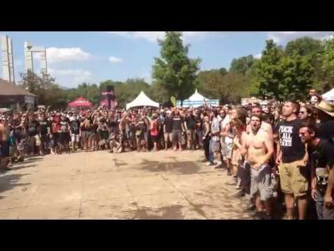 Mass Hysteria - Furia - Wall of Death live - Heavy Montréal 2014