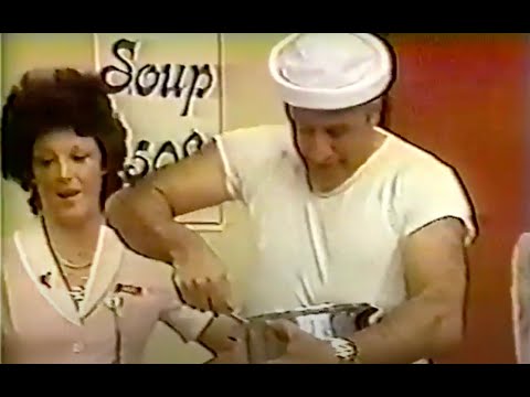 Linda Lavin and Vic Tayback on The Mike Douglas Show - March 4, 1977