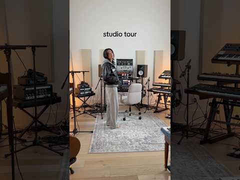 home studio tour except it’s gone in a week rip #keshi