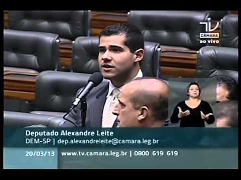 Dep. Alexandre Leite (DEM-SP) em obstrução,  pede a retirada de pauta de projeto de cria cargos.