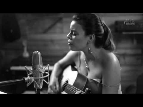 Gina Osorno #1 ( live session ) - Armonía // Calma Music Sessions