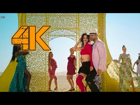 BOOK CATWOMAN: HUNTED SHOWCASE