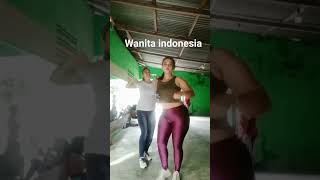 Download lagu goyang legging kilap #legging #lycrashirt mp3 Download lagu goyang legging kilap #legging #lycrashirt mp3